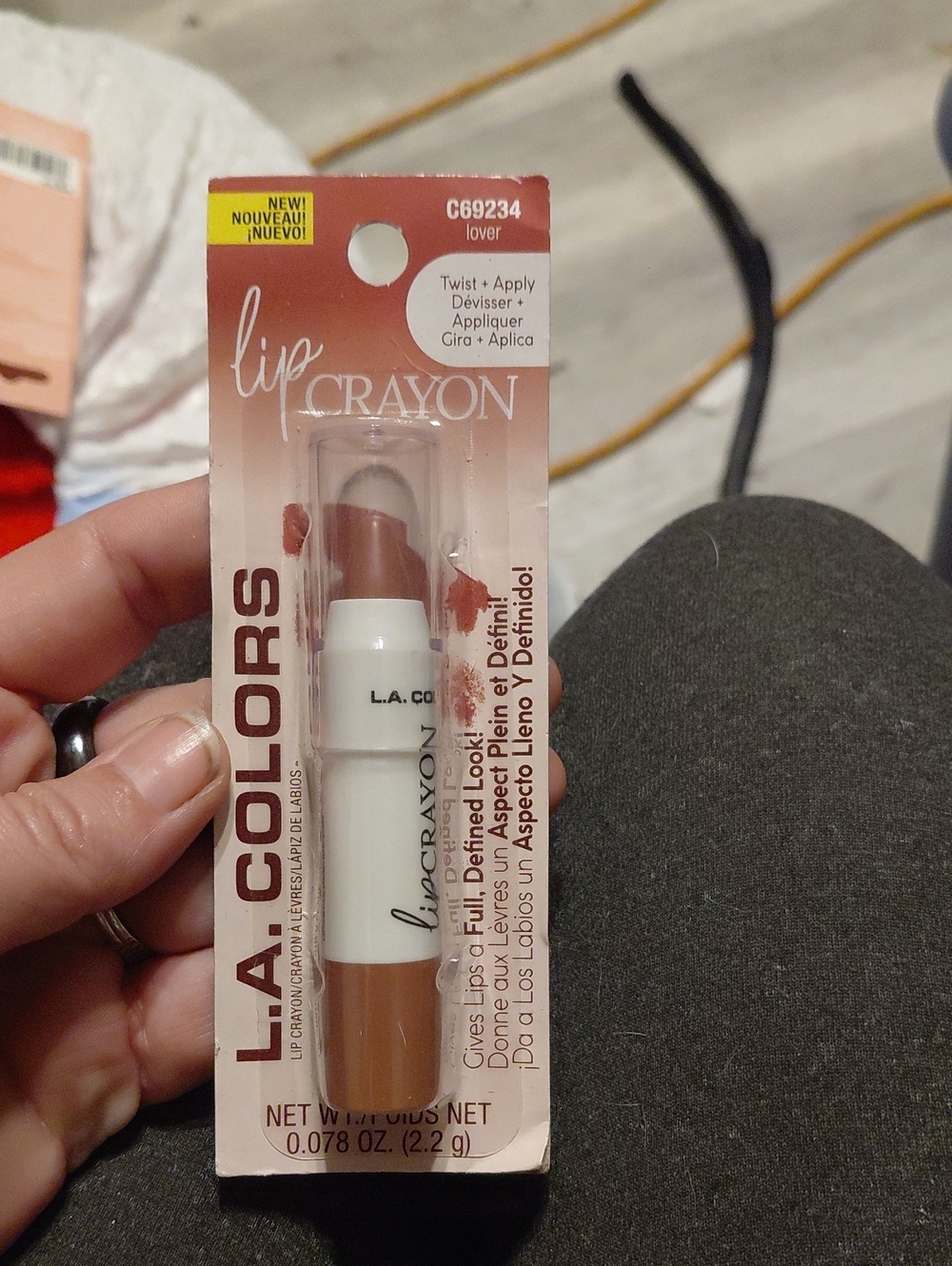5/$10 Must Bundle L.A. COLORS Lip Crayon in Nude Brown (Lover)
